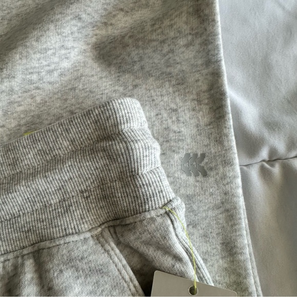 All In Motion NWT Women's XXL Gray Side Pocket Drawstring Taper Leg Sweatpants - Picture 9 of 10